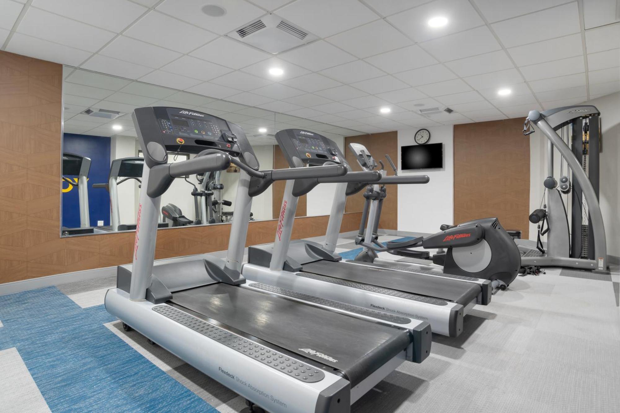 Comfort Inn & Suites New Orleans Airport North Кеннер Экстерьер фото